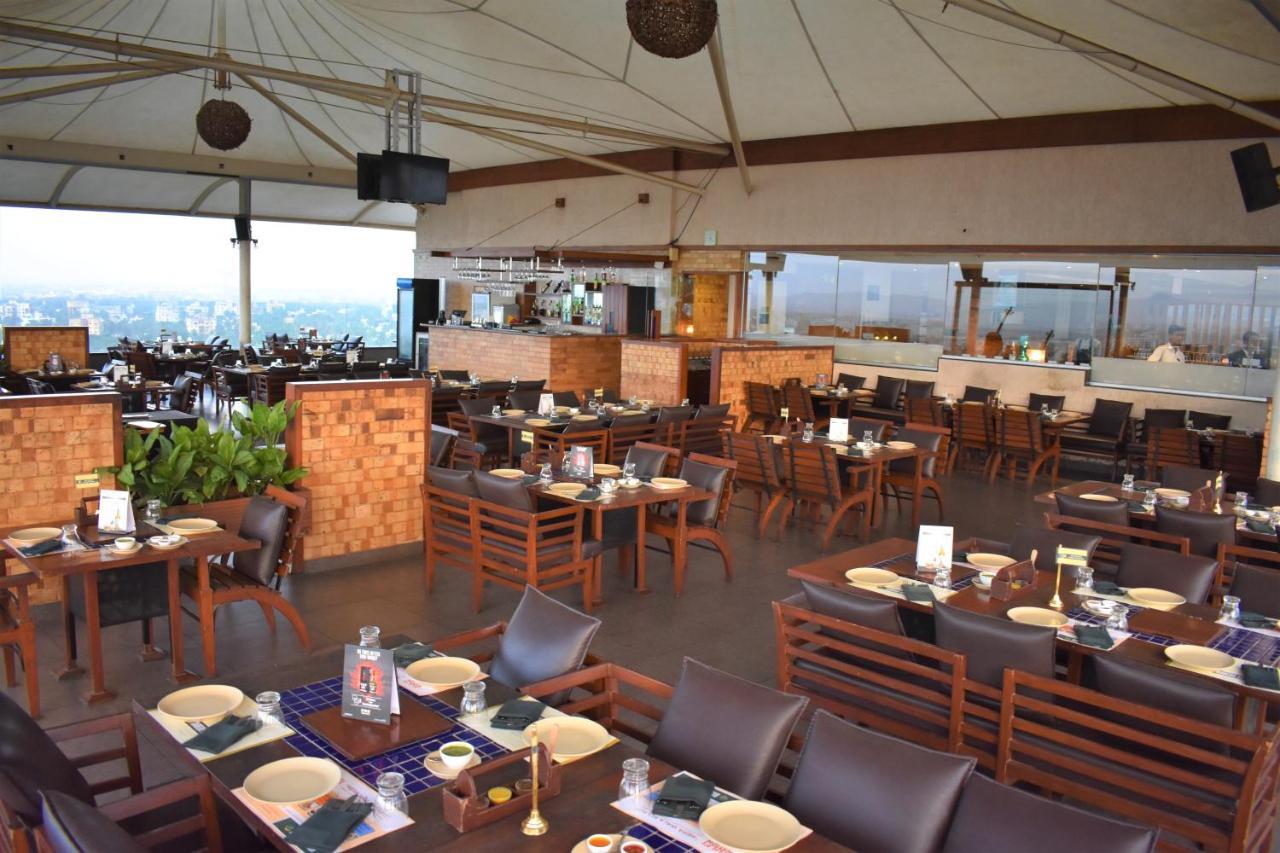 Sayaji Kolhapur Hotel Ngoại thất bức ảnh