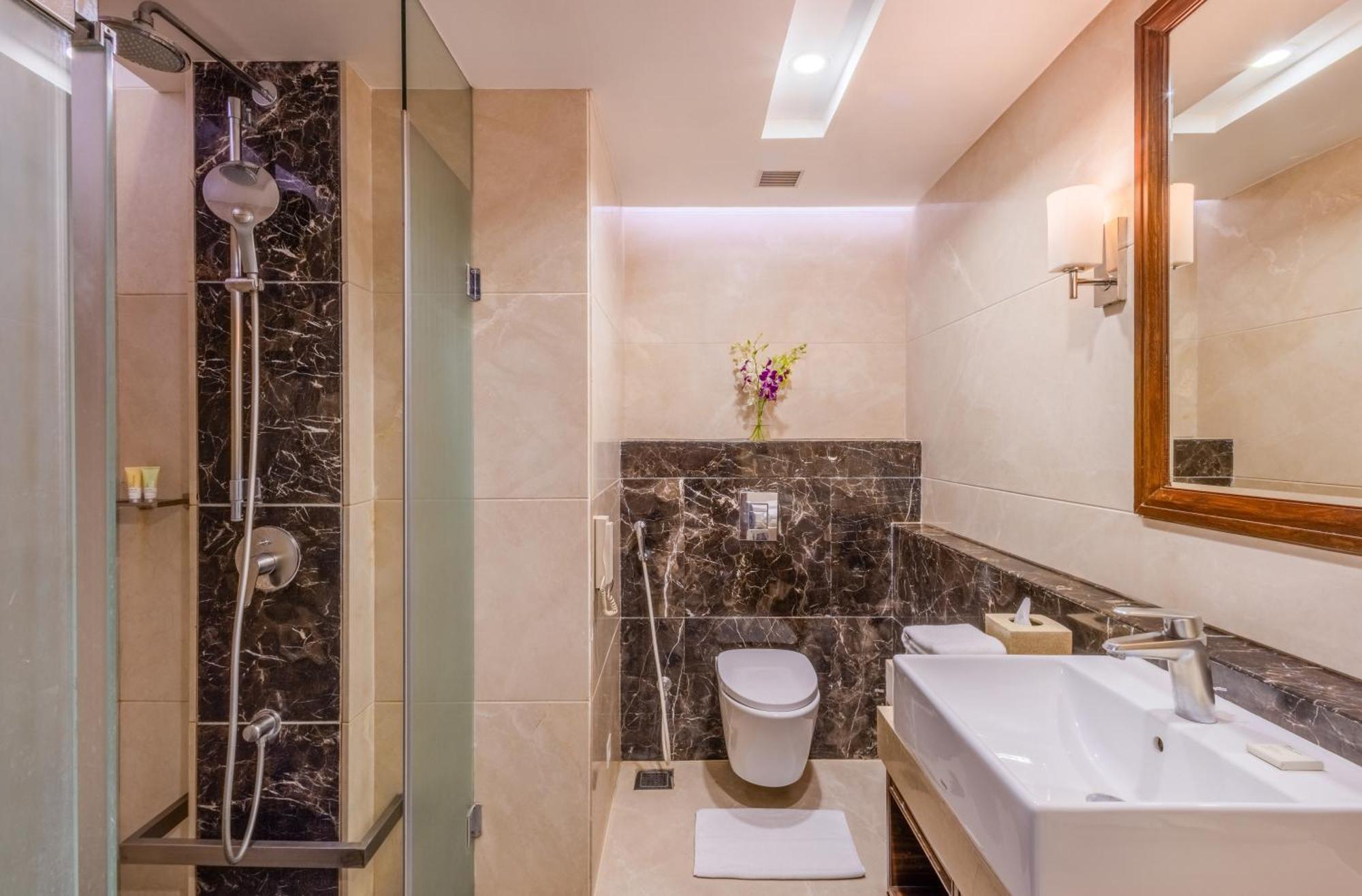 Sayaji Kolhapur Hotel Ngoại thất bức ảnh