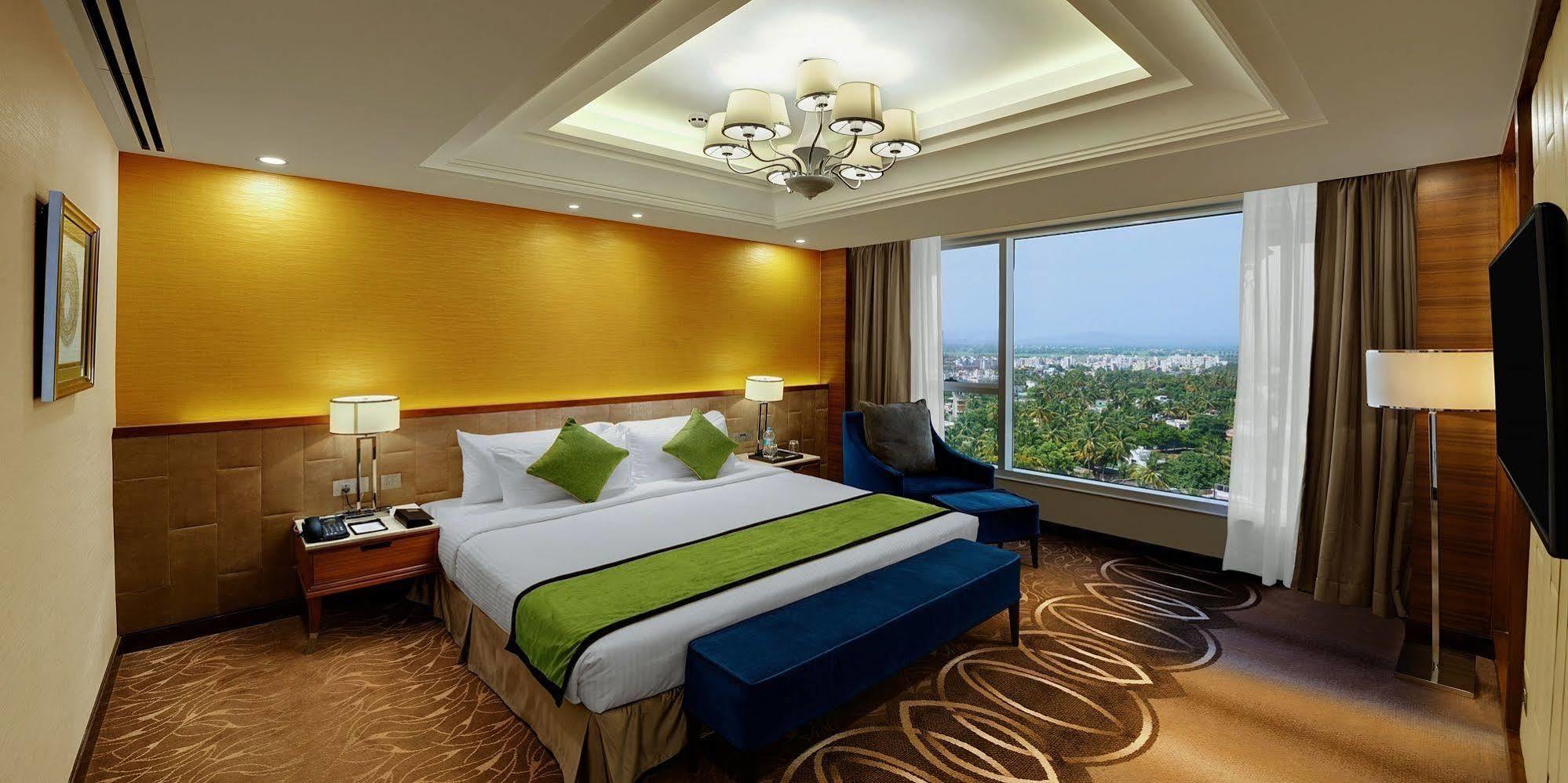 Sayaji Kolhapur Hotel Ngoại thất bức ảnh