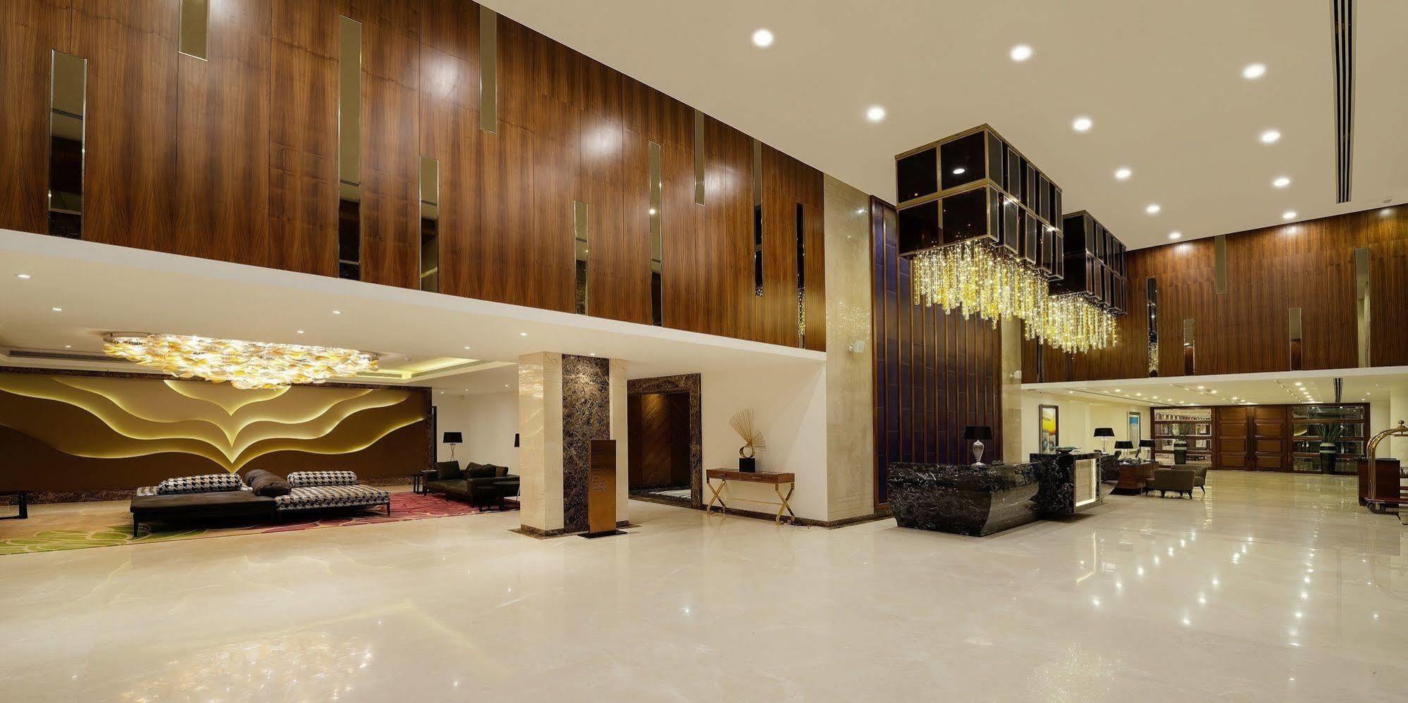 Sayaji Kolhapur Hotel Ngoại thất bức ảnh