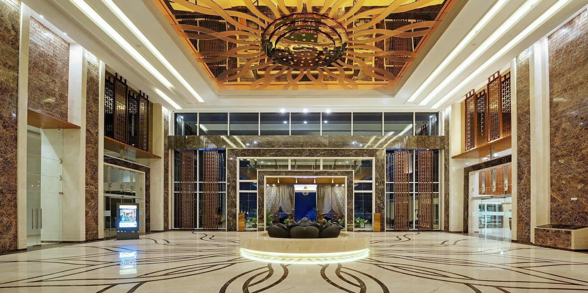 Sayaji Kolhapur Hotel Ngoại thất bức ảnh